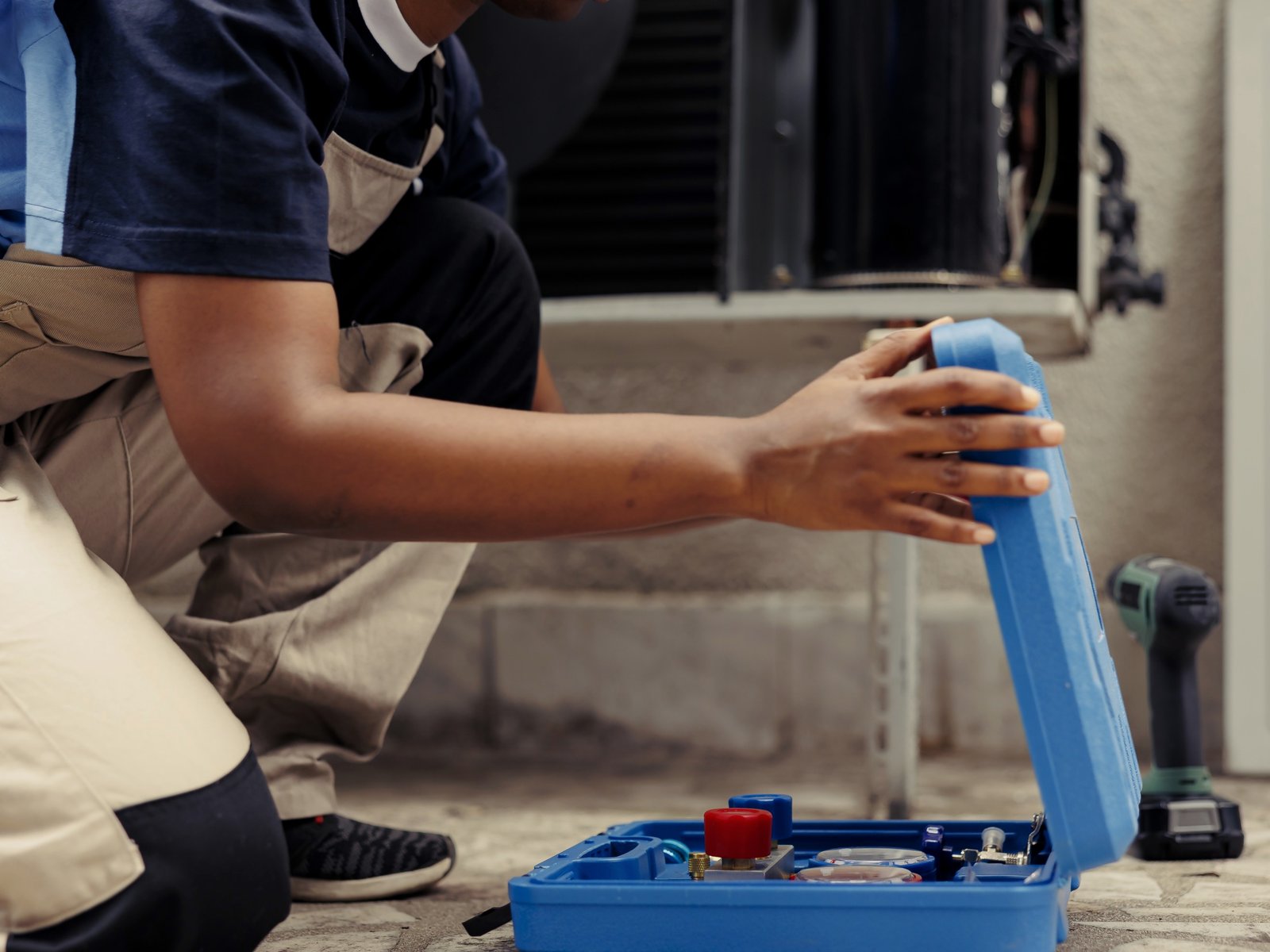 Cleveland Heating and Cooling heating and air conditioning work in McHenry