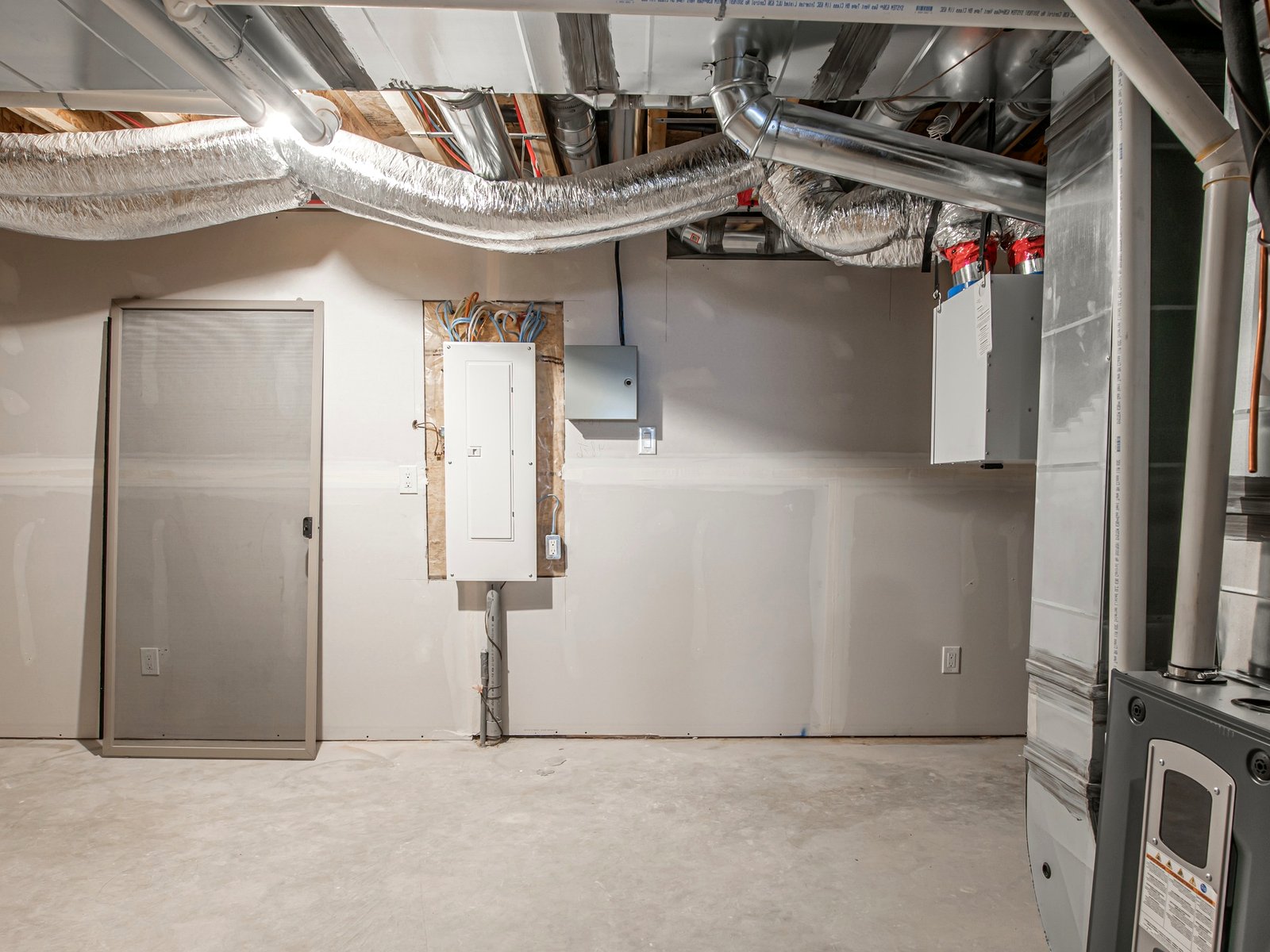 C & W Refrigeration & Heating Co heating and air conditioning work in King George