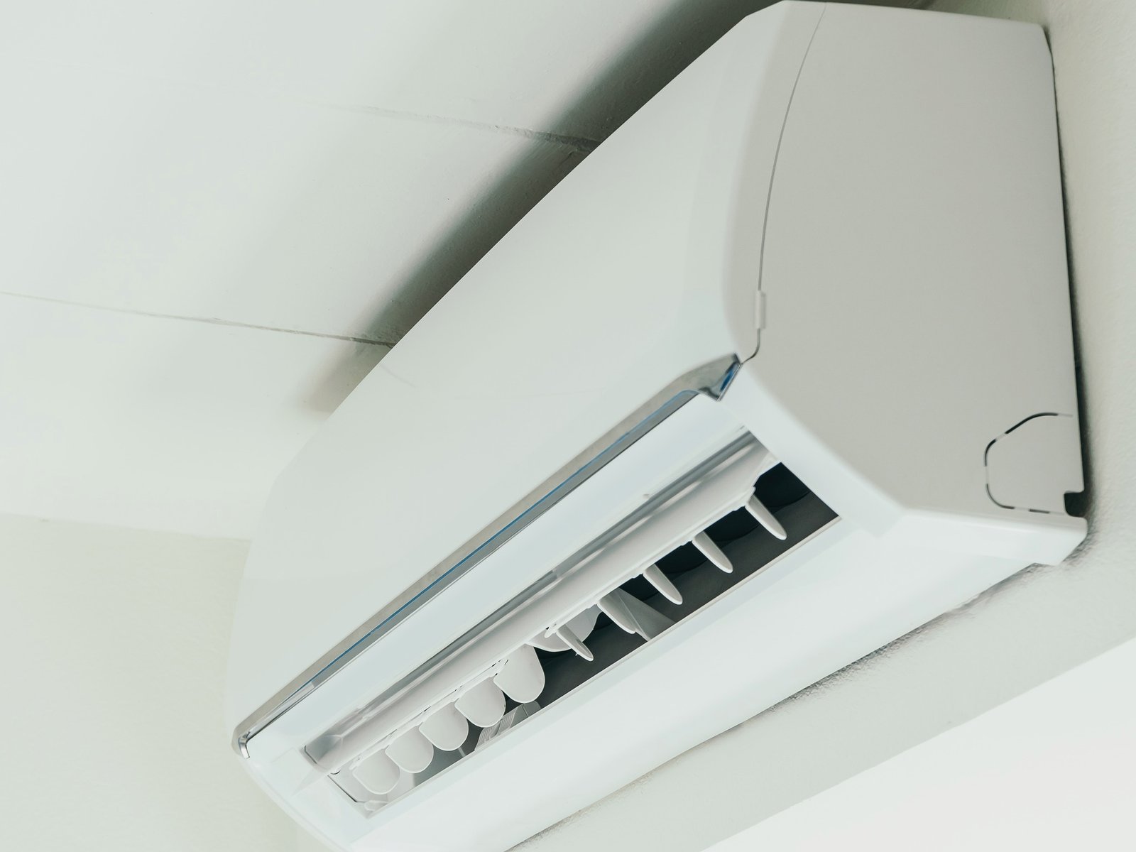 Hodges Heating and Air Conditioning Repair heating and air conditioning work in Hebron