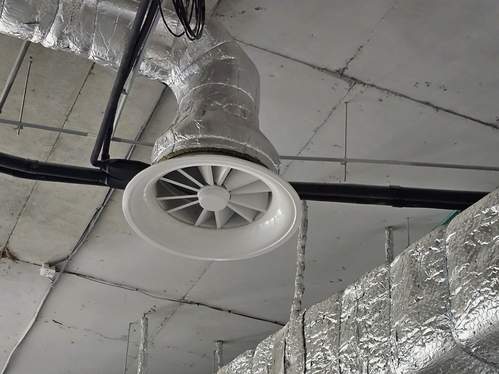 J & M Heating & AC Inc heating and air conditioning work in Leicester