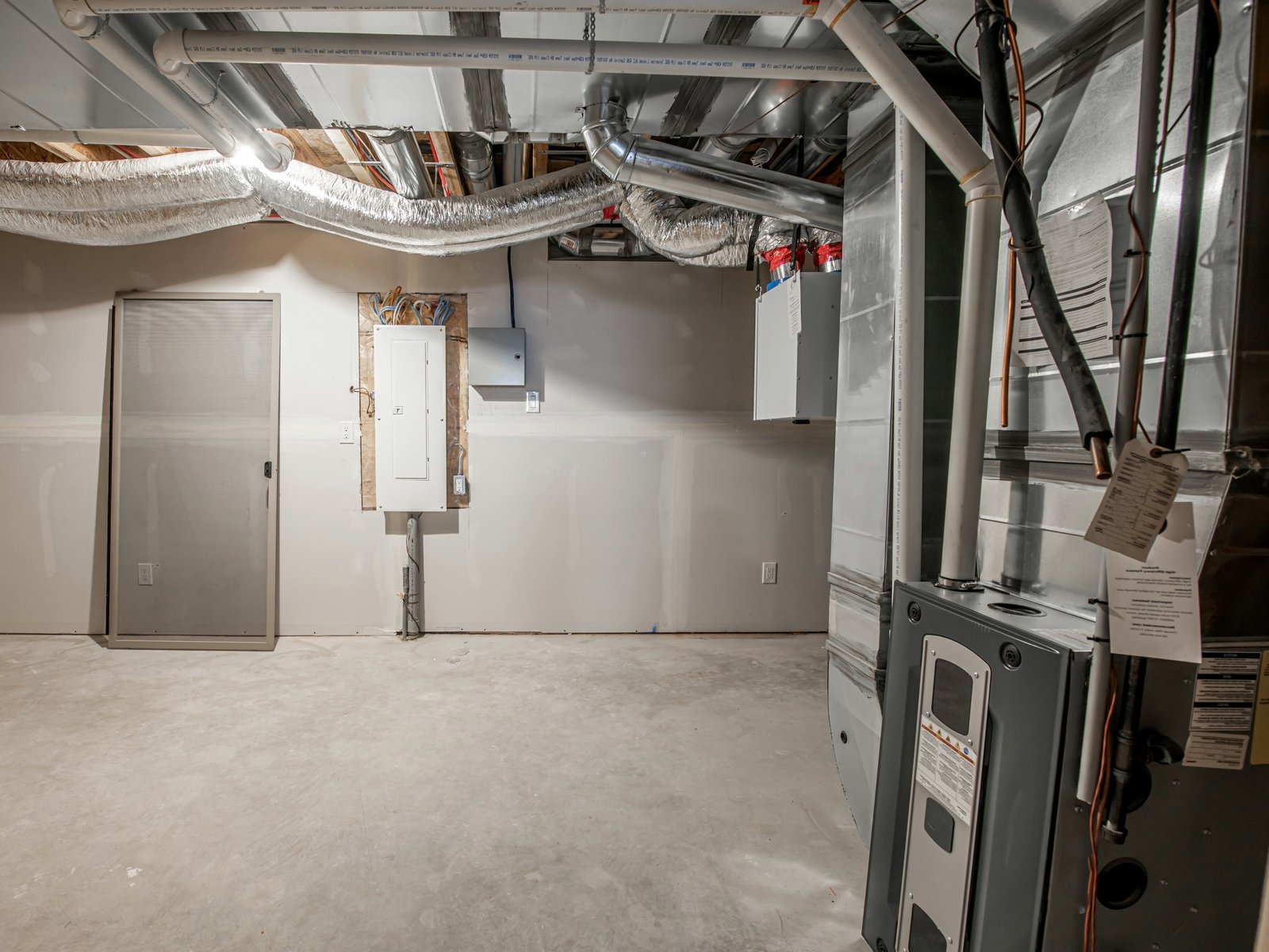 Oak Heating & Cooling heating and air conditioning work in Brandenburg