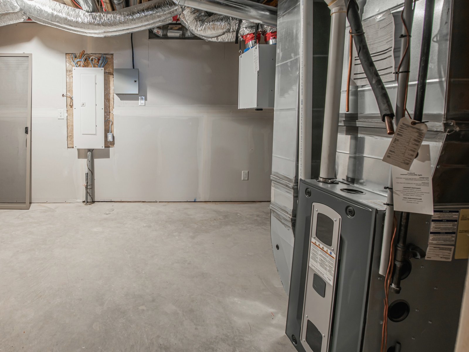 DAL Heating and Cooling Co heating and air conditioning work in Crescent City