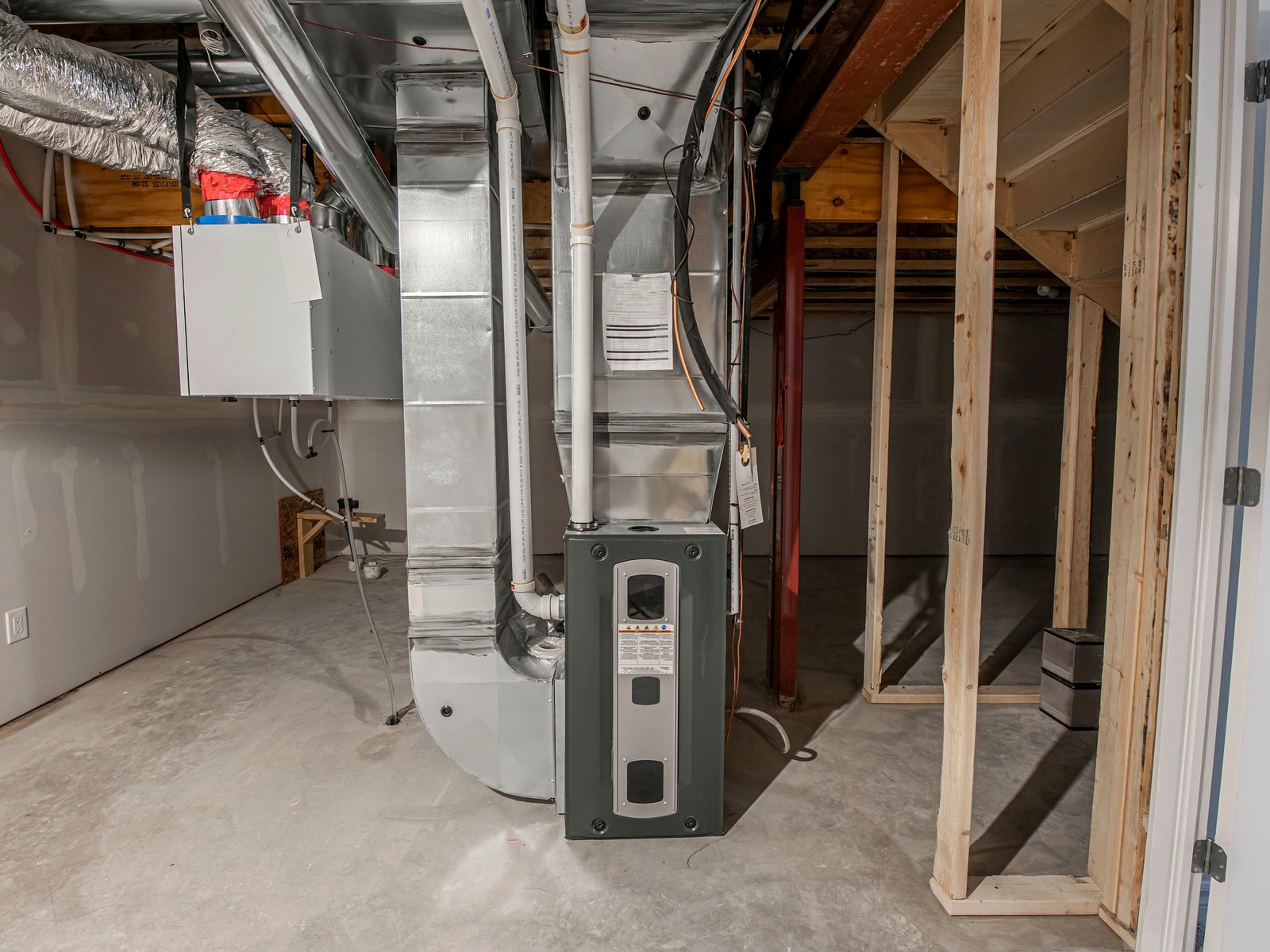 Coastline Heating & AC Inc heating and air conditioning work in Laguna Beach
