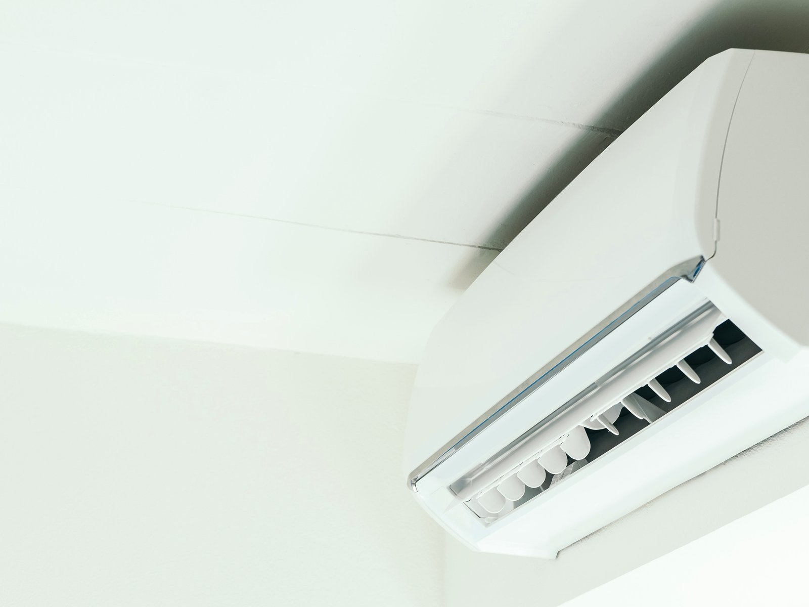 Long Heating & Cooling heating and air conditioning work in Eclectic