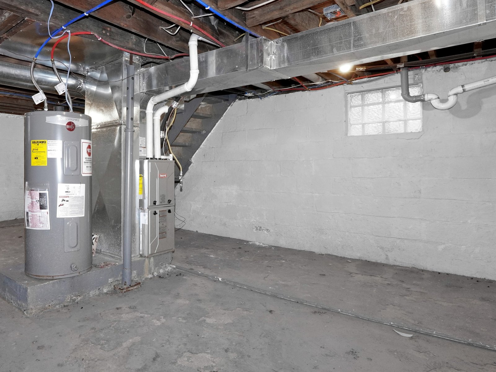 Joe's A/C & Refrigeration heating and air conditioning work in Braxton